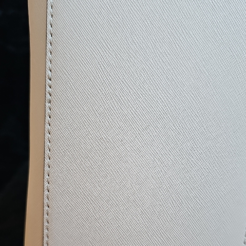 Kate Spade LIMITED EDITION Cream Satchel Bag With Crossbody Strap - Picture 15 of 16